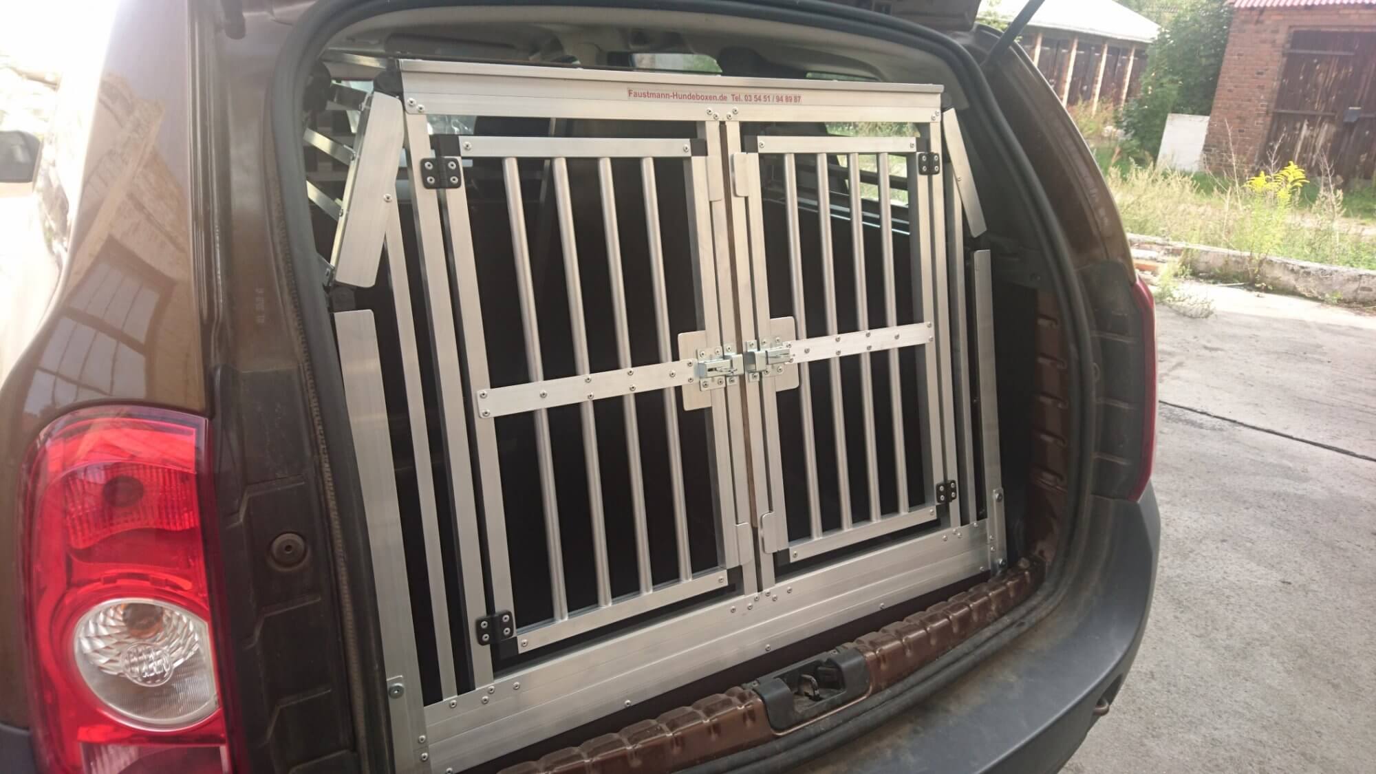 Hundeboxen für Dacia Faustmann Hundeboxen